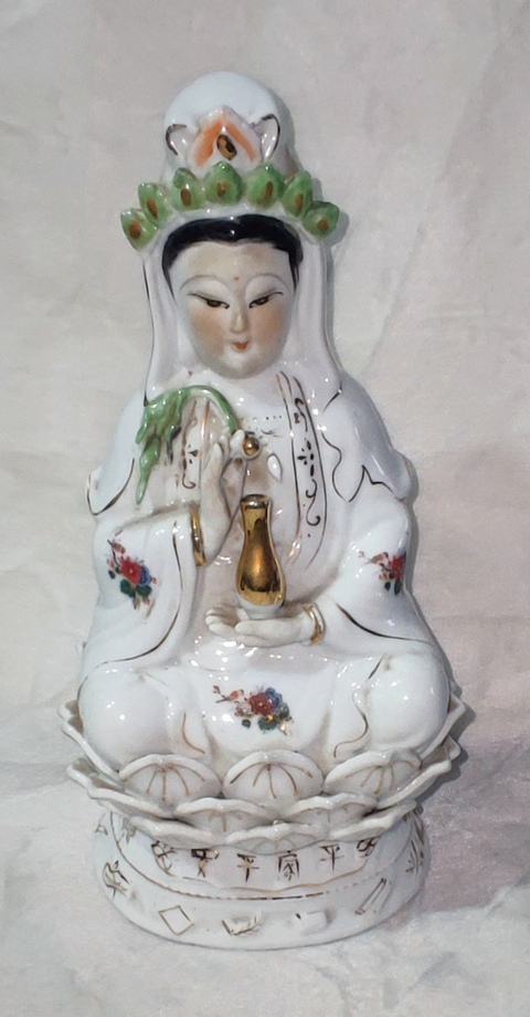 古玩陶瓷粉彩觀音菩薩造像拍賣，當(dāng)前價格398元
