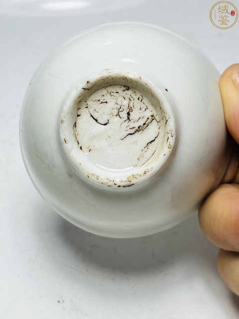 古玩陶瓷（通亮漂亮）甜白釉壓手杯拍賣，當前價格999元