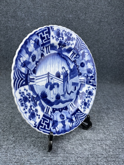 古玩陶瓷青花三娘教子嬰戲文花口盤拍賣,當前價格5888元