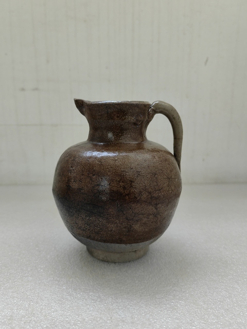 古玩陶瓷褐釉花澆拍賣，當前價格680元