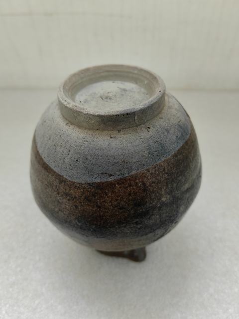 古玩陶瓷褐釉花澆拍賣，當前價格680元