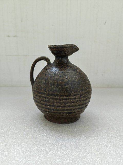 古玩陶瓷褐釉花澆拍賣,當前價格680元