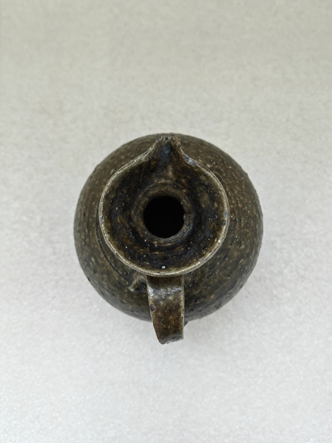 古玩陶瓷褐釉花澆拍賣,當前價格680元
