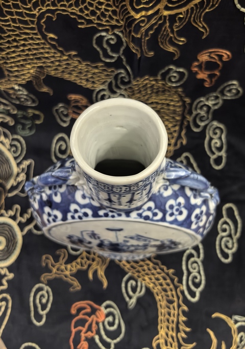 古玩陶瓷清晚期青花市井人物抱月瓶(一對)拍賣,當前價格13888元