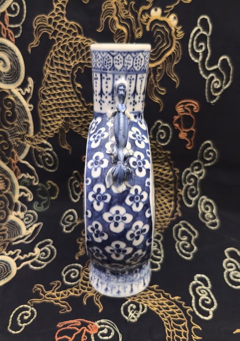 古玩陶瓷清晚期青花市井人物抱月瓶(一對)拍賣,當前價格13888元