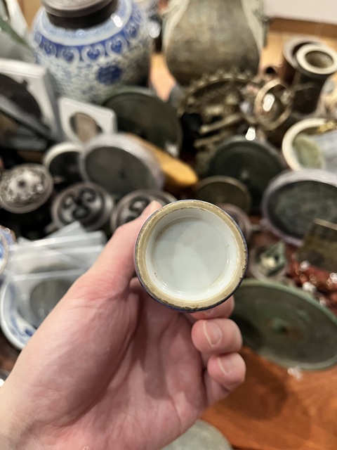 古玩陶瓷民國藍釉梅瓶拍賣,當前價格499元