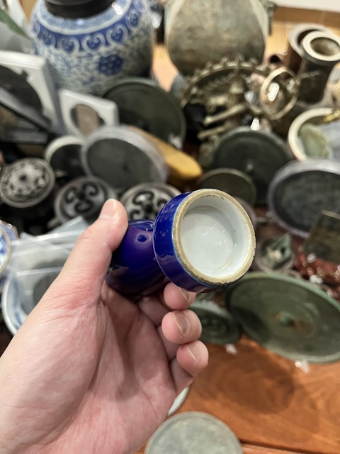 古玩陶瓷民國藍釉梅瓶拍賣,當前價格499元