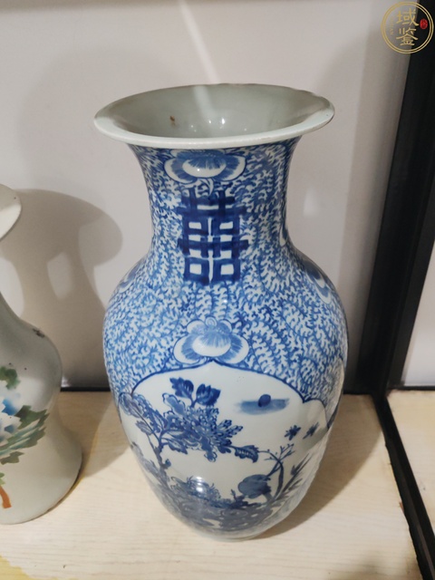 古玩陶瓷青花瓶拍賣，當前價格2300元