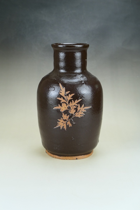 古玩陶瓷精品:明清吉州窯系黑釉刻花棒槌瓶拍賣,當前價格1288元