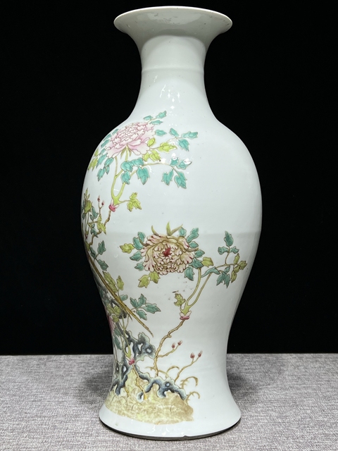 古玩陶瓷【洪憲瓷】民國(guó)粉彩雉雞牡丹圖觀音瓶拍賣(mài)，當(dāng)前價(jià)格16500元