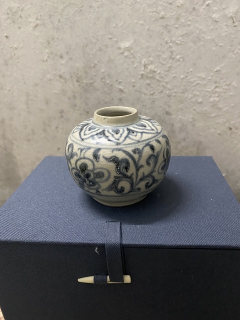 古玩陶瓷清中期粉青釉茶杯拍賣,當前價格450元