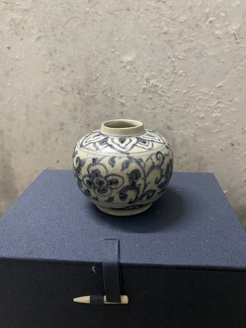 古玩陶瓷清中期粉青釉茶杯拍賣,當前價格450元