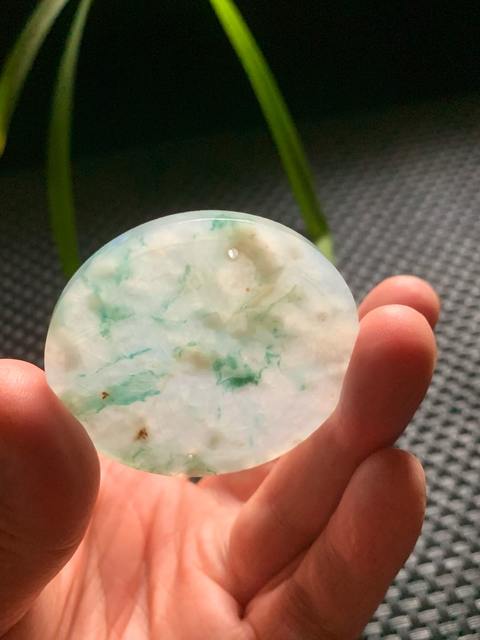 古玩玉器清代翡翠雕“花卉紋牌”拍賣,當前價格8500元