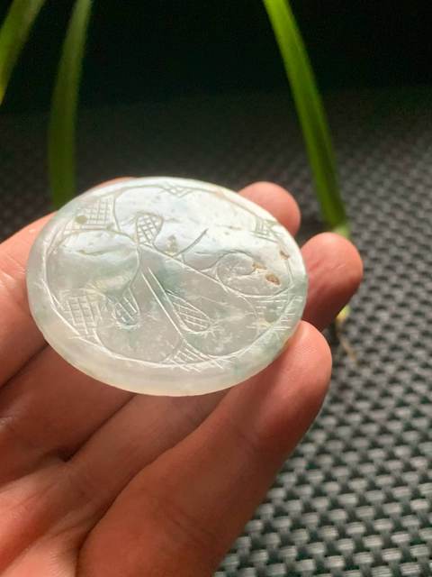 古玩玉器清代翡翠雕“花卉紋牌”拍賣,當前價格8500元