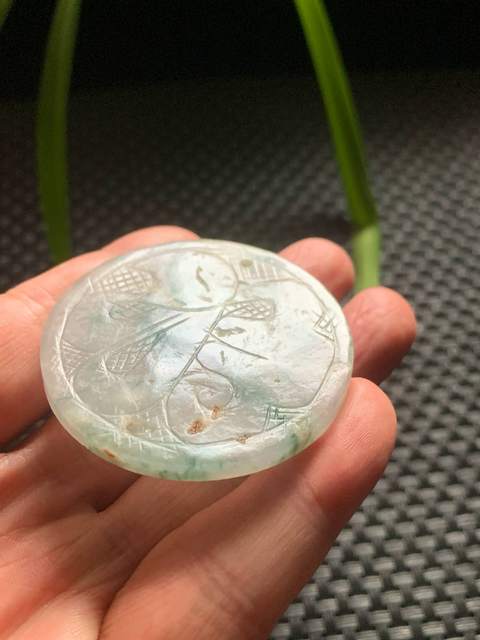 古玩玉器清代翡翠雕“花卉紋牌”拍賣,當前價格8500元