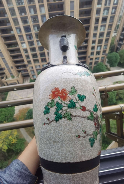 古玩陶瓷哥釉五彩鳳穿牡丹圖撇口瓶拍賣，當前價格3000元