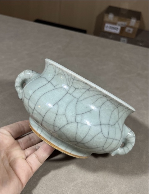 古玩陶瓷清雍正“仙窯吳震”款哥釉爐拍賣，當前價格32500元