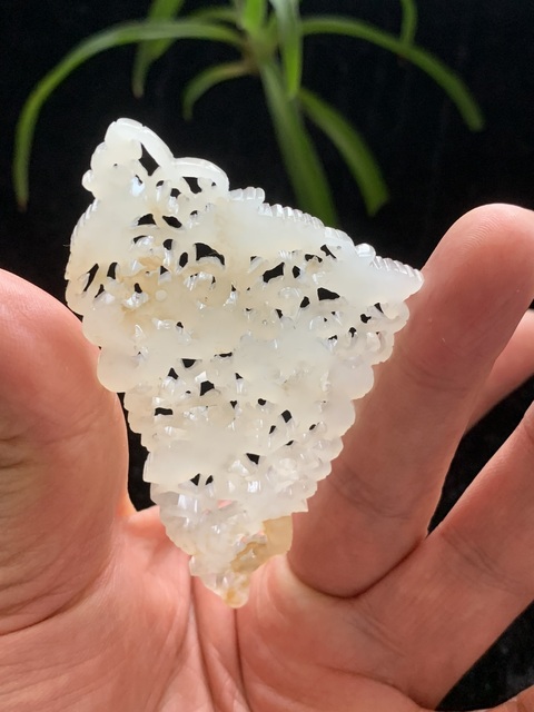 古玩玉器明代和田玉雕“凌霄花佩”拍賣,當前價格68000元