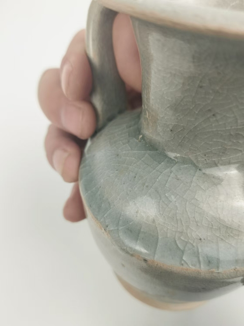 古玩陶瓷執(zhí)壺拍賣，當(dāng)前價(jià)格2000元