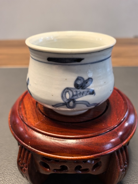 古玩陶瓷一把抓乾隆博古八寶圖青花香爐拍賣(mài)，當(dāng)前價(jià)格450元