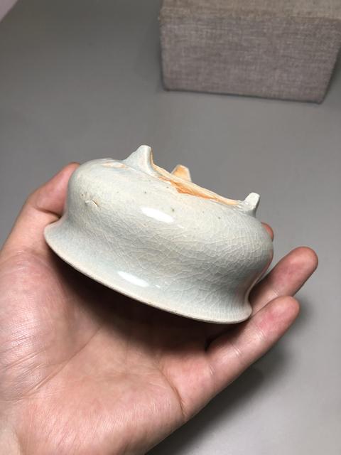 古玩陶瓷明，影青釉三足爐拍賣，當(dāng)前價格3000元