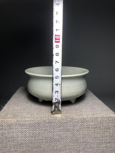 古玩陶瓷明，影青釉三足爐拍賣，當(dāng)前價格3000元