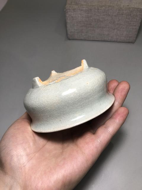 古玩陶瓷明，影青釉三足爐拍賣，當(dāng)前價格3000元