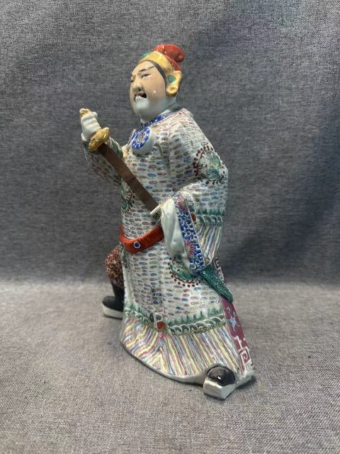 古玩陶瓷清末民初粉彩人物造像（無雙譜岳飛）拍賣，當前價格11888元