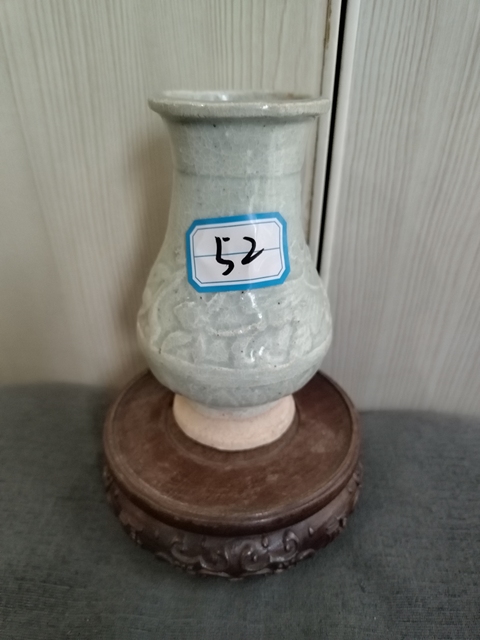 古玩陶瓷云市窯青白釉刻花盤口瓶拍賣,當(dāng)前價(jià)格1688元