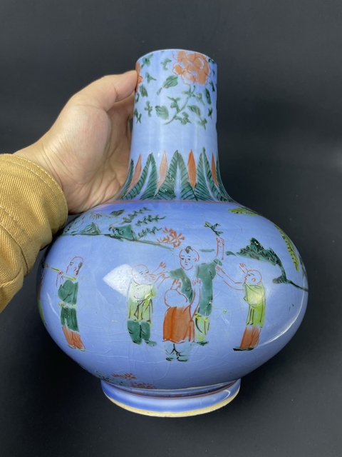 古玩陶瓷天藍釉五彩嬰戲圖截口瓶拍賣，當前價格1100元