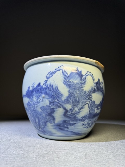 古玩陶瓷【精品】清代康熙青花細(xì)路山水人物紋卷缸康熙青花瓷器拍賣,當(dāng)前價格48000元