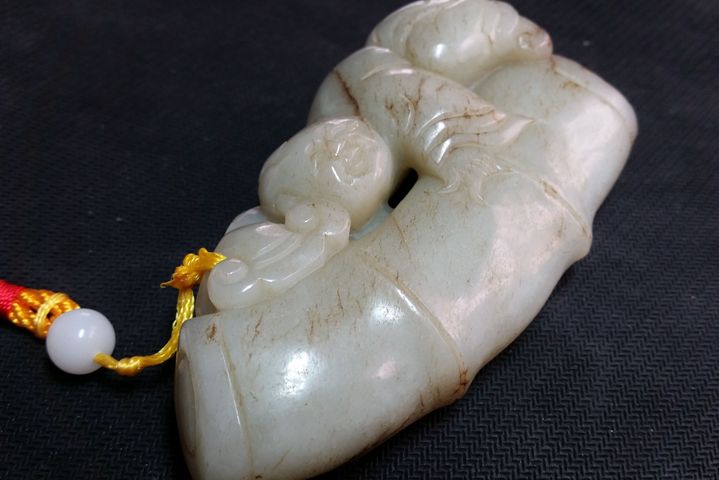 古玩玉器和田玉雕“節(jié)節(jié)高升”把件拍賣，當(dāng)前價(jià)格1980元