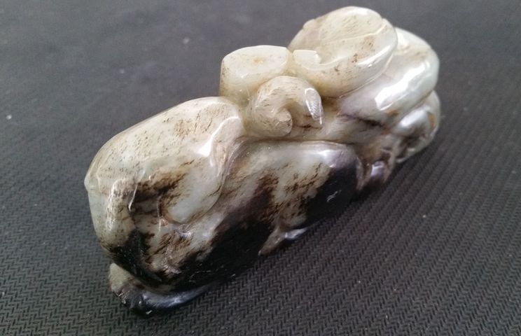 古玩玉器和田玉提油仿古“瑞獸”拍賣，當前價格1880元
