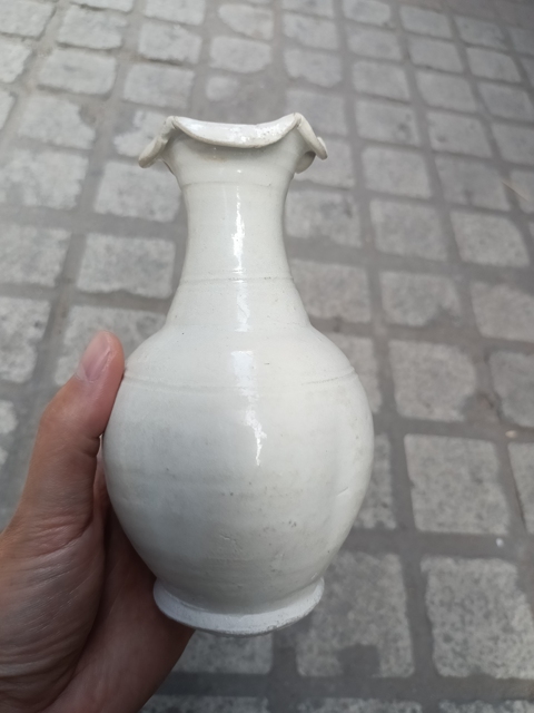 古玩陶瓷宋代青白釉花口瓶拍賣，當前價格52000元