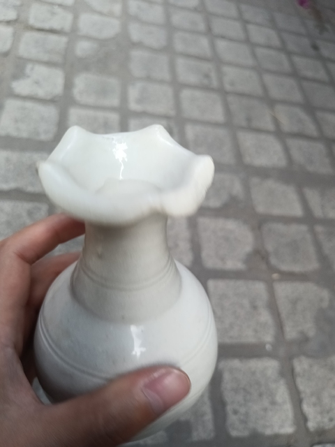 古玩陶瓷宋代青白釉花口瓶拍賣，當前價格52000元