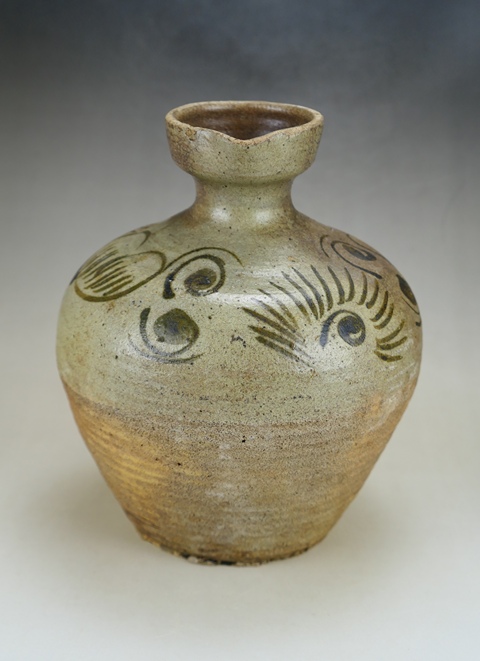 古玩陶瓷元末明初流口花卉紋執壺拍賣，當前價格1862元