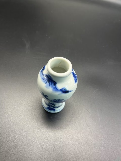 古玩陶瓷清代山水人物小將軍罐拍賣,當前價格1860元