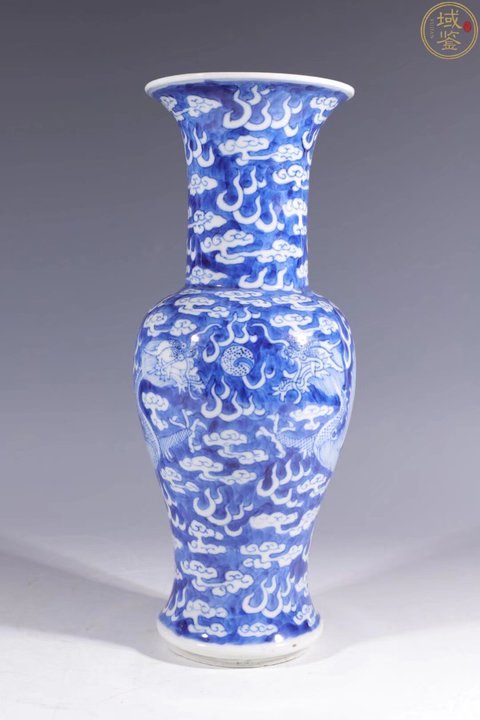 古玩陶瓷清代青花龍紋鳳尾尊拍賣，當前價格13600元