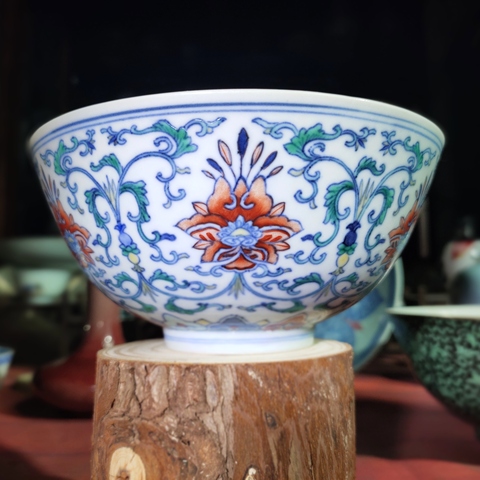 古玩陶瓷【精品斗彩道光官窯】纏枝花卉紋碗拍賣,當前價格186000元