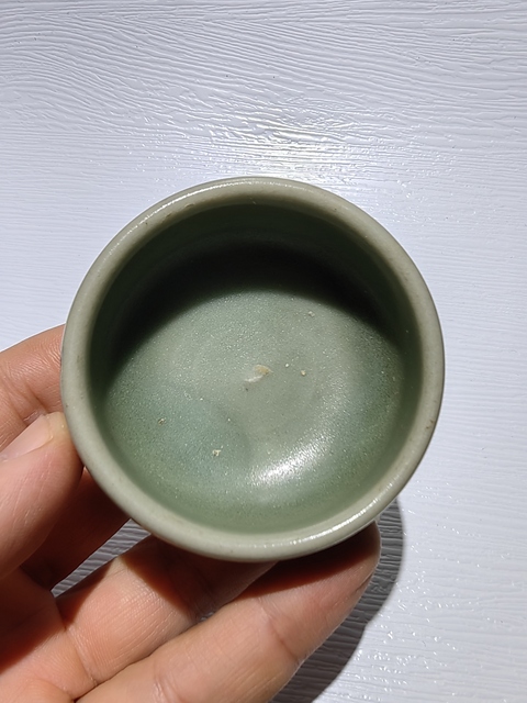 古玩陶瓷南宋龍泉青瓷臥足杯拍賣,當前價格14500元