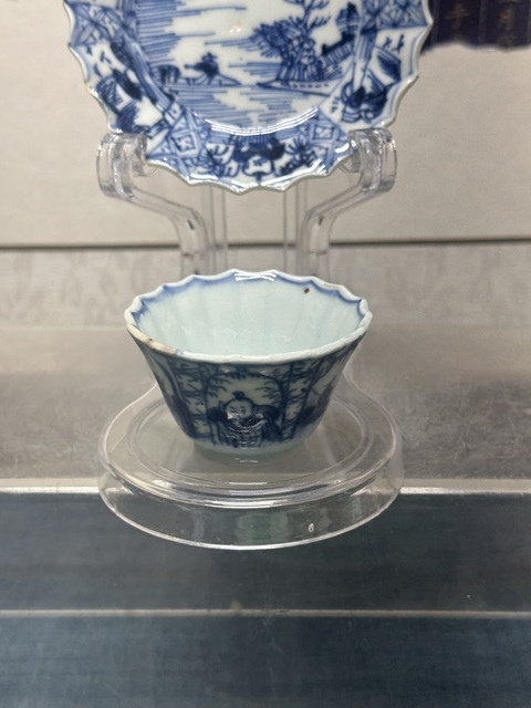 古玩陶瓷清康熙精品花口山水人物茶杯拍賣，當前價格1890元