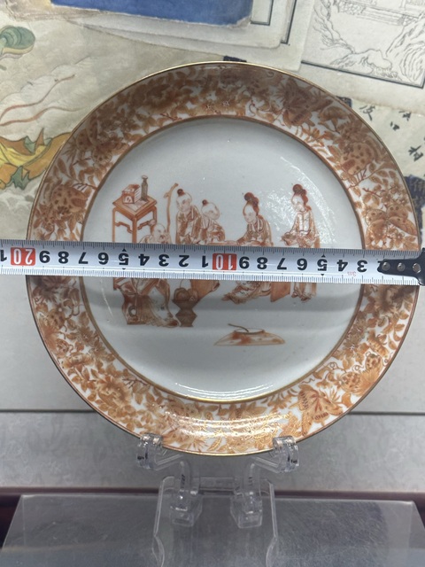 古玩陶瓷清咸豐精品廣彩大觀園人物紋廣彩盤拍賣，當前價格4690元