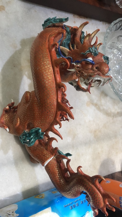 古玩陶瓷仿生龍型香薰15/12/2025拍賣，當前價格35800元