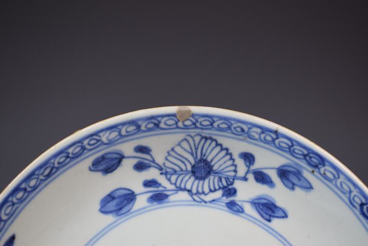 古玩陶瓷清早期青花花卉紋盤拍賣,當前價格1980元