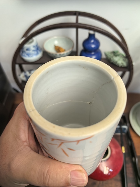 古玩陶瓷晚清礬紅竹子紋筆筒拍賣，當(dāng)前價格1800元