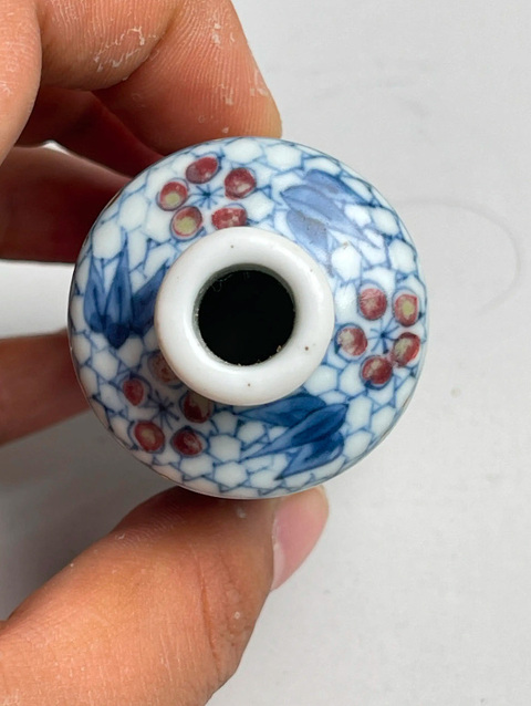 古玩陶瓷清中晚 青花釉里紅人物故事鼻煙壺拍賣,當前價格15880元