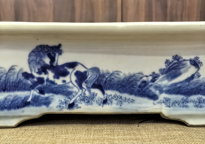 古玩陶瓷道光青花八駿圖四方花盆拍賣，當前價格18888元