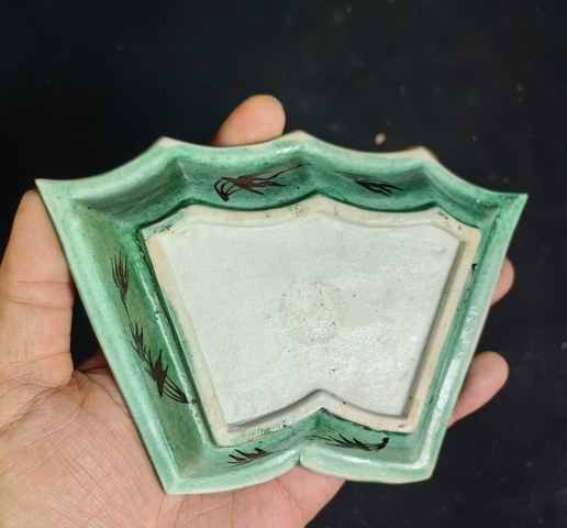 古玩陶瓷清康熙-素三彩花鳥紋攢盤拍賣,當前價格3999元