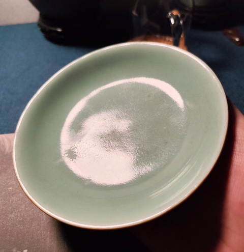 古玩陶瓷清中期豆青釉盤拍賣,當前價格380元