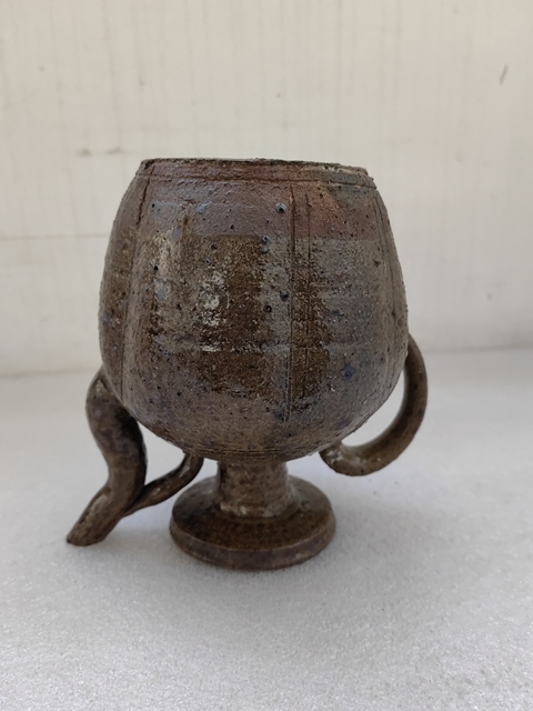 古玩陶瓷褐釉瓜楞執(zhí)壺拍賣，當前價格680元